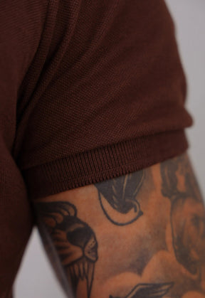 Camiseta Gola Padre Zíper Marrom